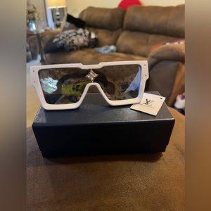 Louis Vuitton Cyclone Sunglasses